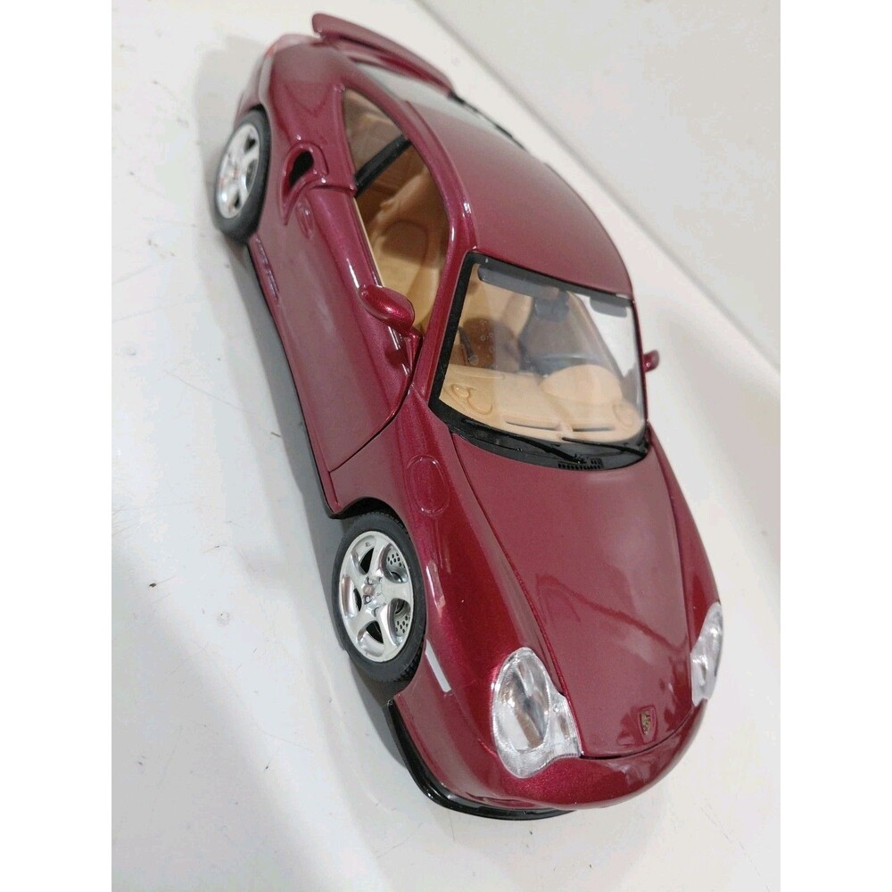 BBurago 1:18 Scale Die Cast 1999 Porsche 911 996 Sports Car
